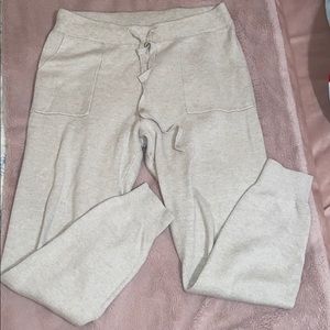 Universal Thread joggers